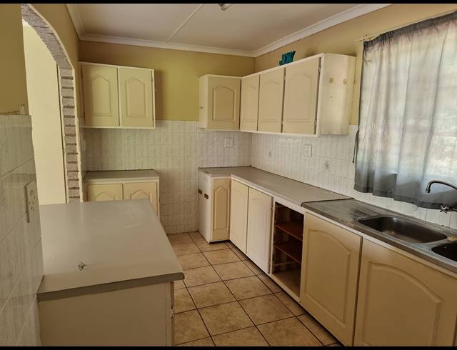 5 BEDROOM HOUSE SOLD IN MERRIVALE